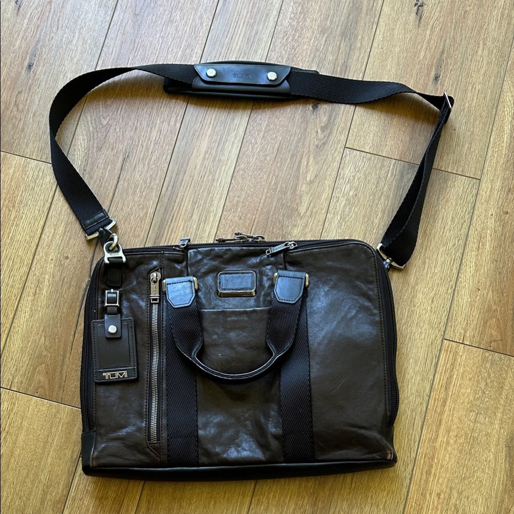 Tumi Men's Alpha Bravo Aviano Slim Leather Briefcase brown leather